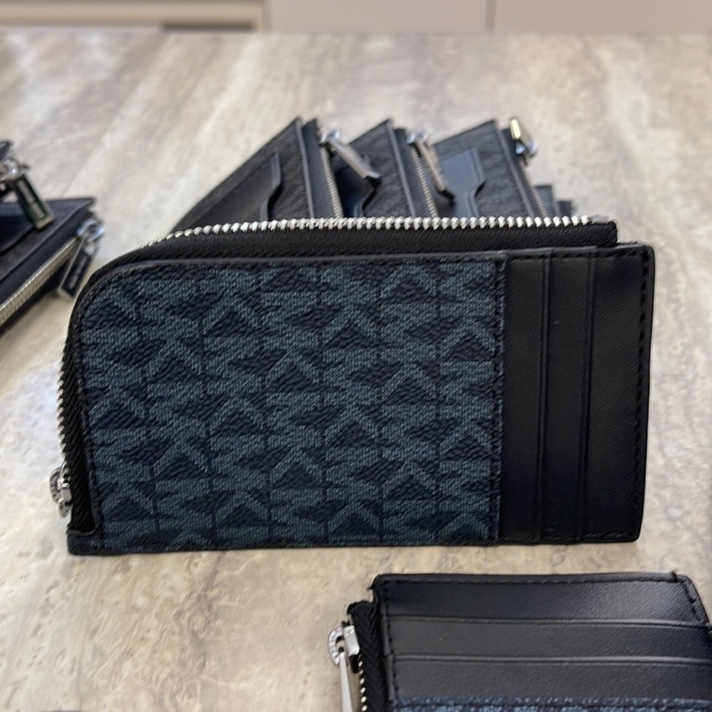 Michael Kors L Zip Mini Wallet Admiral NWT - Picture 15 of 16